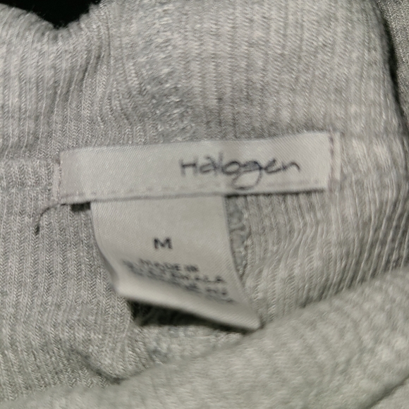 Off the shoulder top - Picture 4 of 4